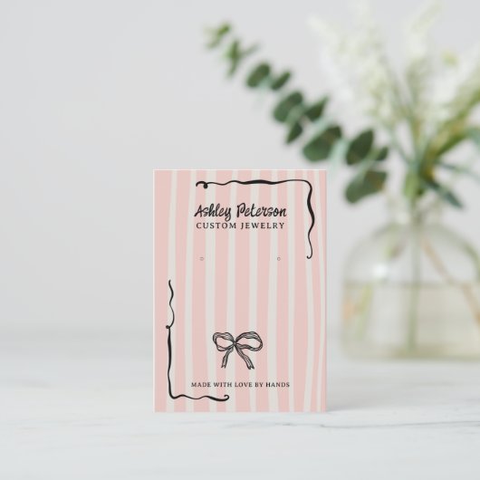Quirky Pink Hand-Drawn Bow Jewelry Earring Visitekaartje (Staand voorkant)