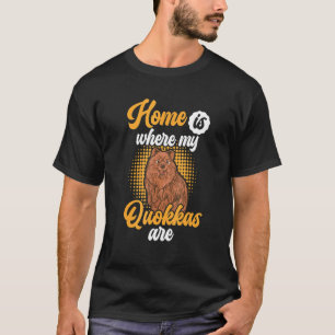 Quokka is mijn huis met een korte staartglans Wall T-shirt