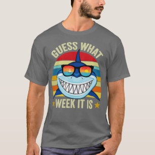 Raad eens wat het is voor een grappige haai t-shirt