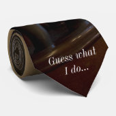 Raad eens wat ik doe... stropdas van orgaanbuizen (Opgerold)