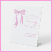 Raad hoeveel kussen Roze Strik Bruidsfeest Reclamebord Met Voetstuk