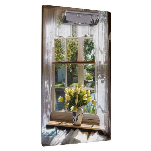 Raam met loopgordijn en tulpen klembord (Rechts)