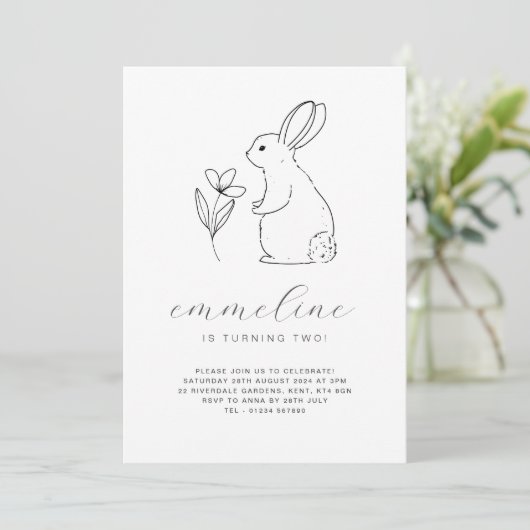 Rabbit Line Drawing Birthday Uitnodiging (Staand voorkant)