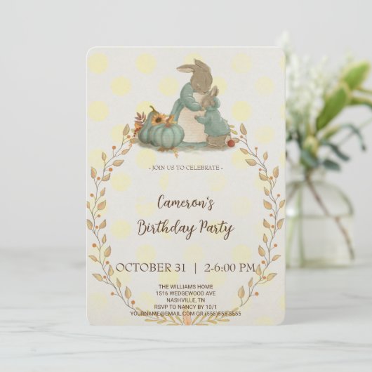 Rabbit Peter Anniversaire Fête Invitation (Debout devant)