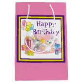 Rabbits Birthday Medium Cadeauzakje (Voorkant)