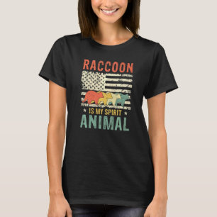 Raccoon Spirit Animal Retro US American Fl T-shirt