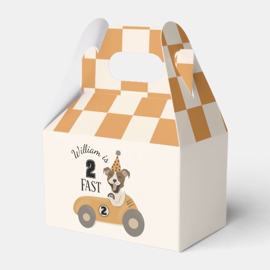 Race auto hond jongens twee snelle tweede verjaard bedankdoosjes (Voorkant Zijde)