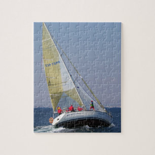 Racend jacht van achteren. legpuzzel