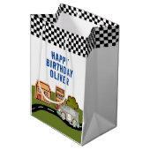 Racing Car Road House Name Happy Birthday Medium Cadeauzakje (Voorkant Gekanteld)