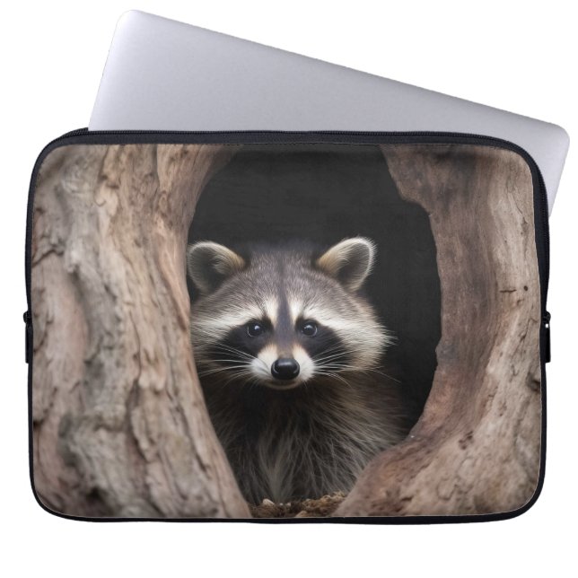 Racoon in boomgrot laptop sleeve (Voorkant)