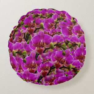 Radiant Clusters: de Magenta Orchid Symphony, Rond Kussen