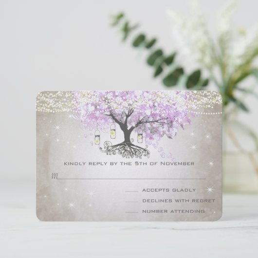 Radiant Lavender Heart Leaf Wedding RSVP Kaartje (Staand voorkant)