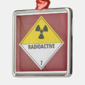 Radioactief Metalen Ornament (Links)