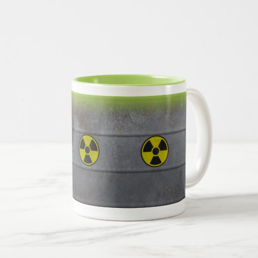 Radioactive Mug (Devant droit)