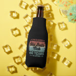 Rafraichisseur De Bouteilles 60 Years of Awesome 60th Birthday G<br><div class="desc">Le poison du Old Balls Club 60 Years of Awesome 60th Birthday. Funny vintage sunset design ideal for dad,  grandpa or uncle on fathers day. Retirement ou christmas present for Men.</div>