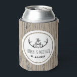 Rafraichisseur De Cannettes "La chasse est terminée" Rustic Antler Barnwood Ma<br><div class="desc">"La chasse est terminée" Rustique Barnwood Custom Wedding Favors Can Coolers. Personnalisez-le avec les noms de mariée et mariée et la date du mariage ou cliquez sur le bouton "Customiser" pour accéder à l'outil de conception où vous pouvez ajouter du texte, modifier la police, la taille du texte, la couleur...</div>
