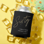 Rafraîchisseur Pour Canette Boisson moderne Black Gold 60th Birthday Party<br><div class="desc">Black Gold 60th Birthday Party Beverage Can Cooler présente un faux numéro de feuille d'or design écriture manuscrite Soixante et vos détails de fête en police serif classique sur couleur arrière - plan noire, simple et élégant, grande surprise déco d'anniversaire adulte pour les hommes et les femmes. la couleur arrière...</div>