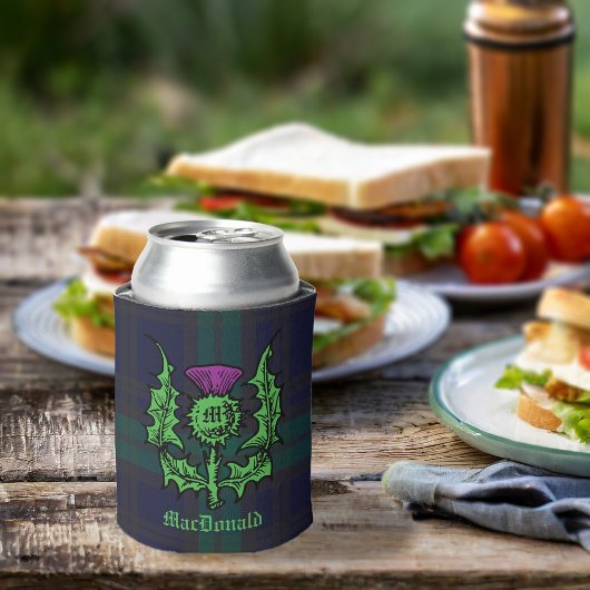 Rafraîchisseur Pour Canette Chardon écossais sur tarte foncée Nom personnalisé