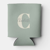 Rafraîchisseur Pour Canette Élégant Monogramme moderne Nom dans Sage Green (Devant)