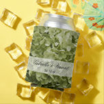Rafraîchisseur Pour Canette Green Annabelle Hydrangea Floral Wedding Faveurs<br><div class="desc">Gardez vos boîtes cool à votre réception de jardin thème de la fête nuptiale douche ou mariage avec la jolie Annabelle verte Hydrangea Floral Wedding Favor Can Cooler. Personnalisez-le avec les noms de la mariée et du marié et date pour créer une des faveurs d'une fête aimable. Cet élégant mariage...</div>