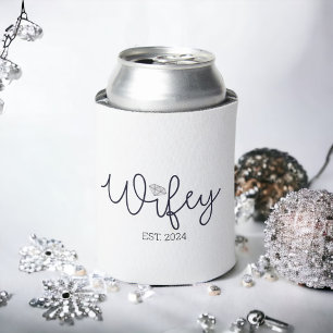 Rafraîchisseur Pour Canette Wifey Typographie Moderne Femme Mme Mariage Hers