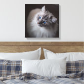 Ragdoll Cat Canvas - Millie's Blue Eyes (Insitu (Slaapkamer))