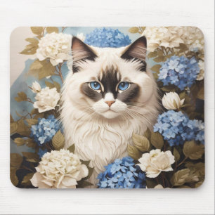 Ragdoll kat met blauwe hortensia bloemen muismat