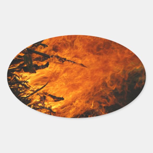 Raging Fire Ovale Sticker (Voorkant)