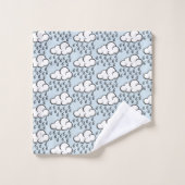 Rain Clouds Illustrated Pattern on Light Blue (Gant de toilette)