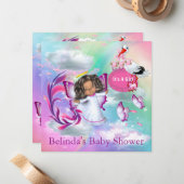 Rainbogen, fluffy Clouds & Baby Butterfly Invitati Notitiekaartje (Voorkant / Achterkant in situ)