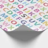 Rainbow Cute Alphabet Cadeaupapier (Hoek)
