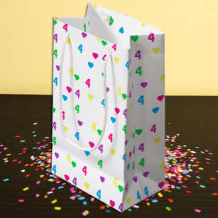 Rainbow Hearts 4e verjaardag Klein Cadeauzakje