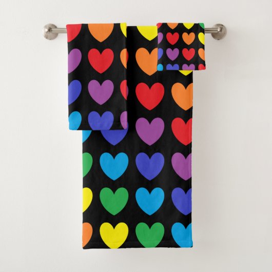 Rainbow Hearts Black Bad Handdoek (Insitu)