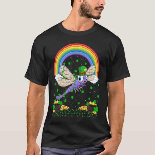 Rainbow Irish Shamrock Dragonfly St Patrick's Day T-shirt (Voorkant)
