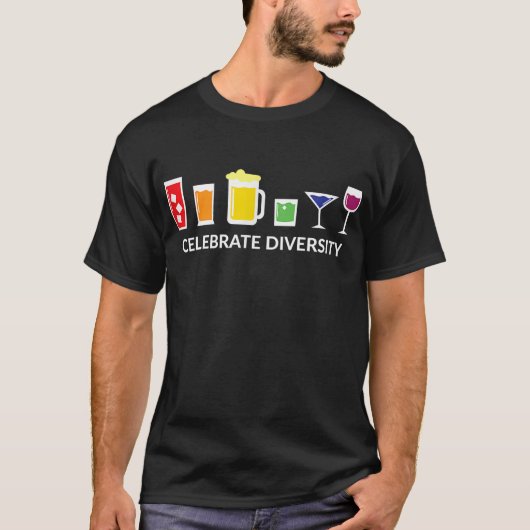 Rainbow LGBT drinking Celebrate diversity beer shi T-shirt (Voorkant)
