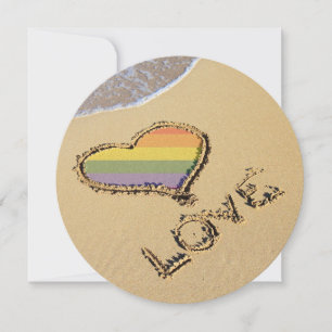 Rainbow-liefdeshart van de homo's in het zand kaart