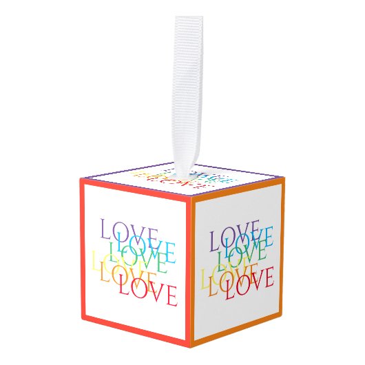 RAINBOW LOVE Houten Kubus Ornament (Voorkant hoekig)
