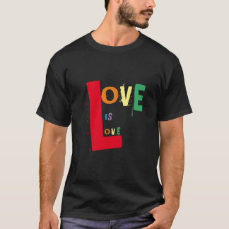 Rainbow Love is Love op Black T-shirt