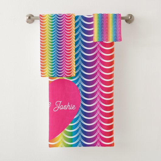 Rainbow Mermaid Pride Heart Bad Handdoek (Insitu)