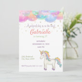 Rainbow Pastel Unicorn Invitation Anniversaire de  (Debout devant)