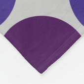 Rainbow Polka Dots on Grey Fleece Deken (Hoek)