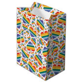 Rainbow Pride Hearts Gift Bag Medium Cadeauzakje (Achterkant Gekanteld)
