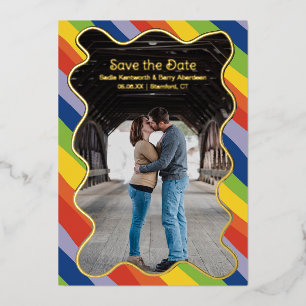 Rainbow Squiggle Modern Wedding Sla de datum op Folie Uitnodiging