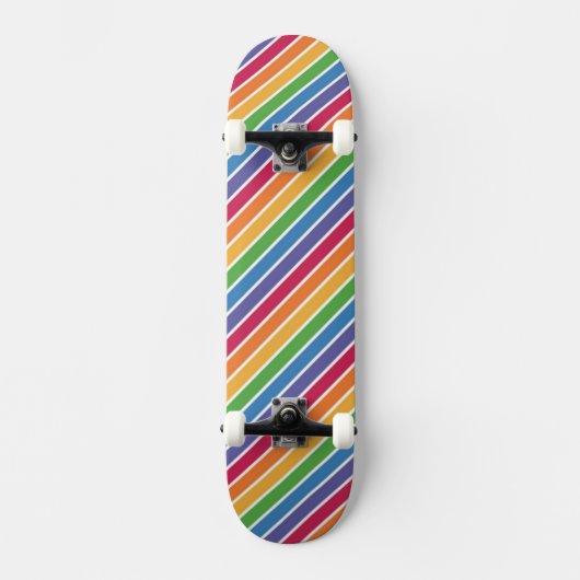 Rainbow Stripes Pattern Skateboard (Voorkant)