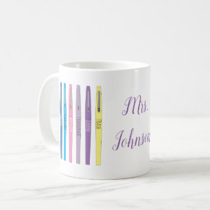 Rainbow Teacher Stylo Mug inspirant avec nom