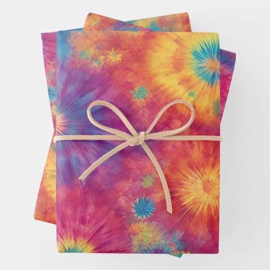 Rainbow Tie Dye Wrapping Paper Flat Sheet Set van  (In situ)