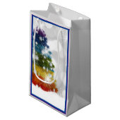 Rainbow Tree Gift Bag Klein Cadeauzakje (Voorkant Gekanteld)