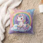 Rainbow Unicorn op Cloud Bewerkbare Naam Kussen (Deken)