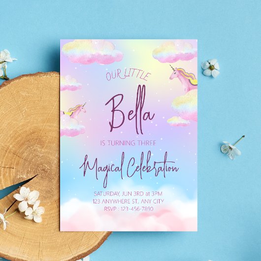 Rainbow Unicorn troisième invitation de fête d'ann
