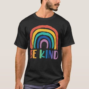 Rainbow Wees vriendelijk lief persoon achter mij d T-shirt